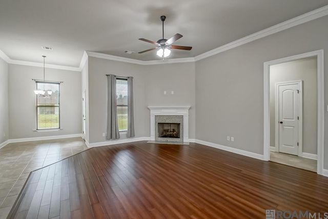 13802 Fig Dr, Denham Springs, LA 70726