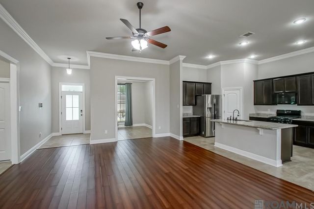 13802 Fig Dr, Denham Springs, LA 70726