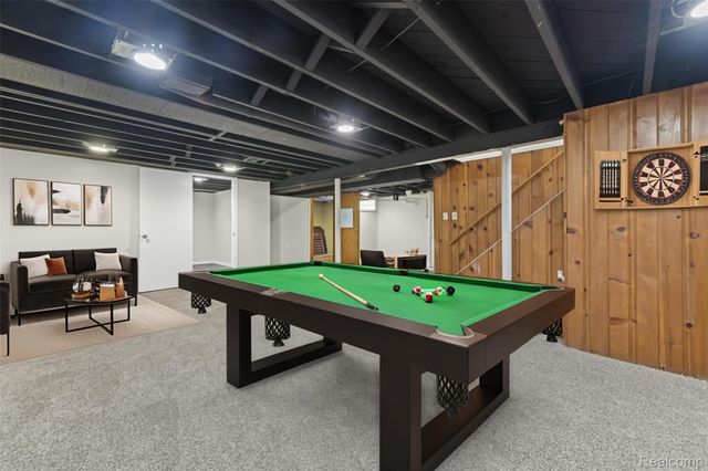 24894 Johnston Avenue, Eastpointe, MI 48021