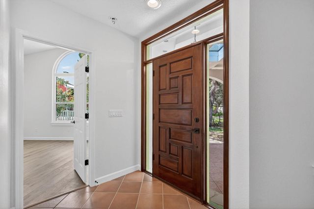5 Santa Maria Ln, St Augustine, FL 32080