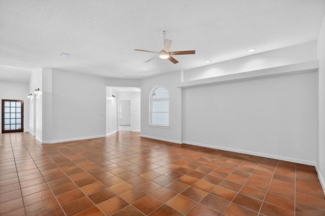 5 Santa Maria Ln, St Augustine, FL 32080