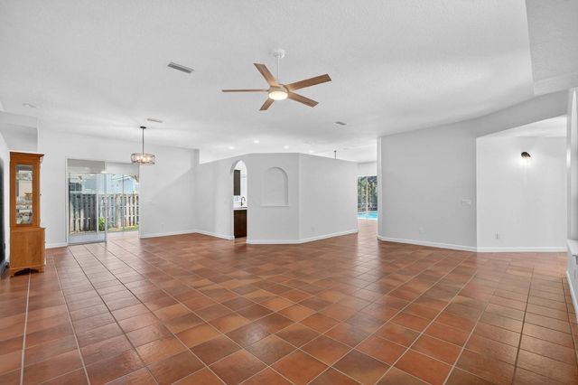 5 Santa Maria Ln, St Augustine, FL 32080