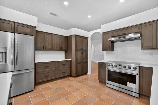 5 Santa Maria Ln, St Augustine, FL 32080