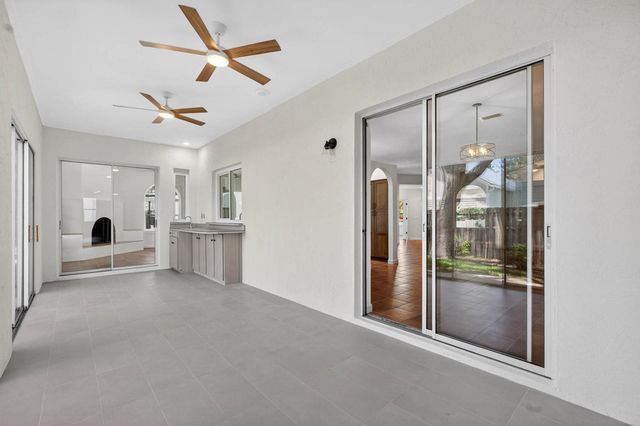 5 Santa Maria Ln, St Augustine, FL 32080