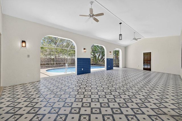 5 Santa Maria Ln, St Augustine, FL 32080
