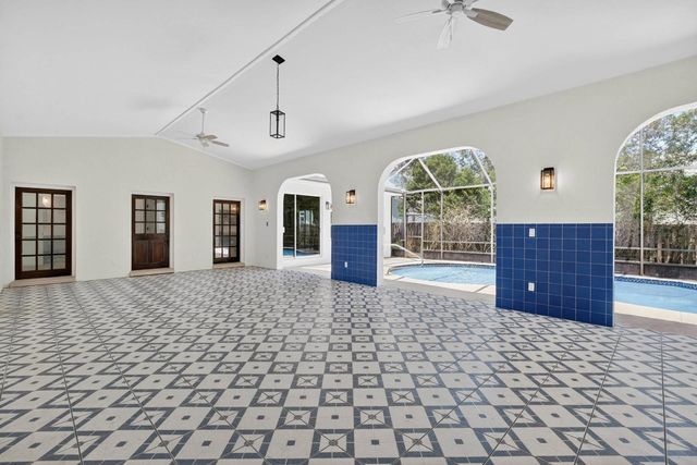 5 Santa Maria Ln, St Augustine, FL 32080