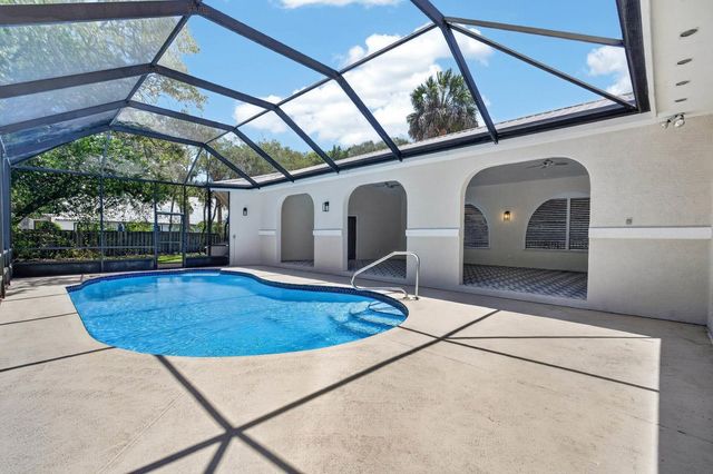 5 Santa Maria Ln, St Augustine, FL 32080