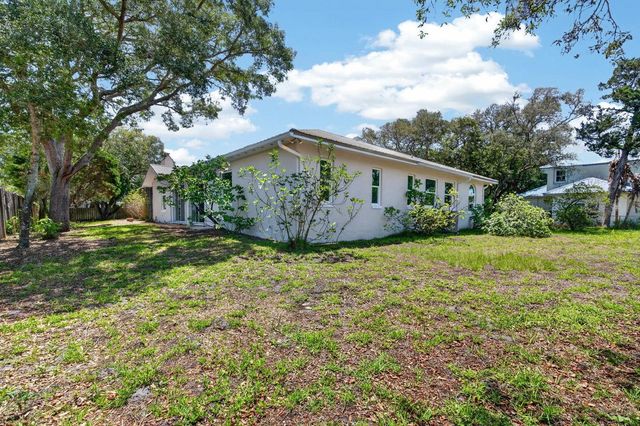 5 Santa Maria Ln, St Augustine, FL 32080