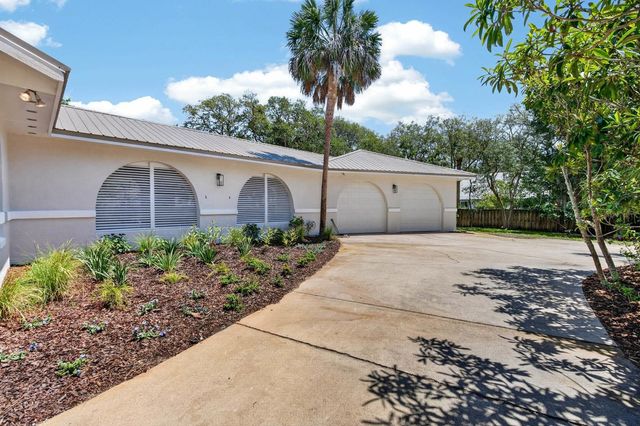 5 Santa Maria Ln, St Augustine, FL 32080