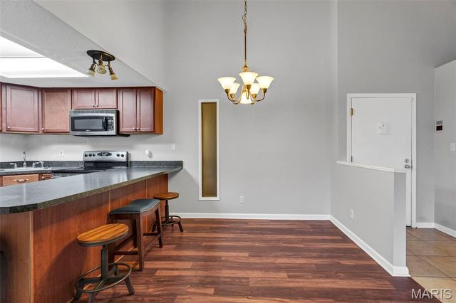 1465 Heritage Landing 403, St Charles, MO 63303