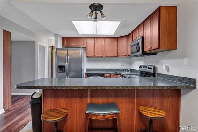 1465 Heritage Landing 403, St Charles, MO 63303