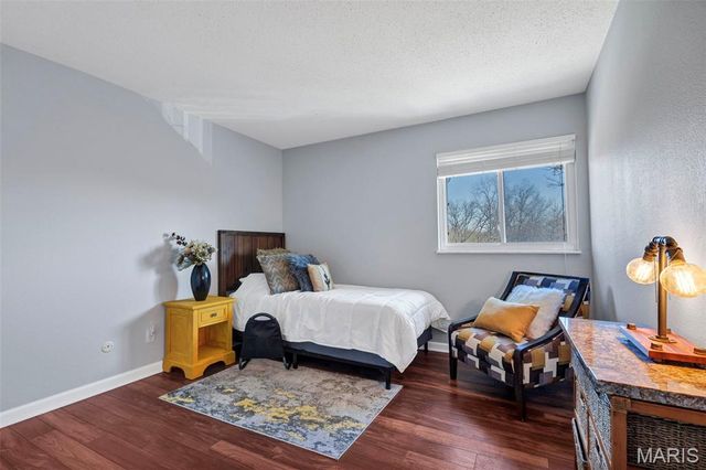 1465 Heritage Landing 403, St Charles, MO 63303