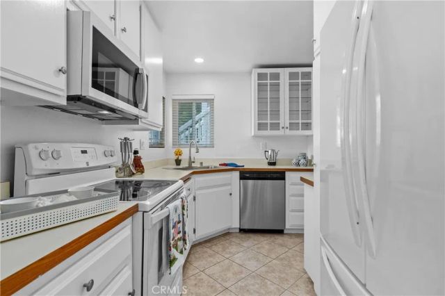 6951 Knollcrest Lane 56, Garden Grove, CA 92845