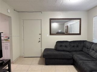 6575 W 4th Ave 111, Hialeah, FL 33012