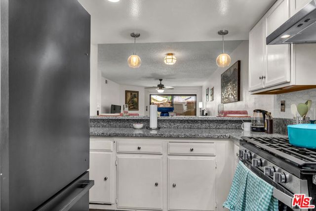 620 W Hyde Park Boulevard 111, Inglewood, CA 90302