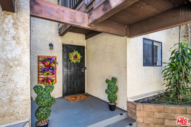 620 W Hyde Park Boulevard 111, Inglewood, CA 90302