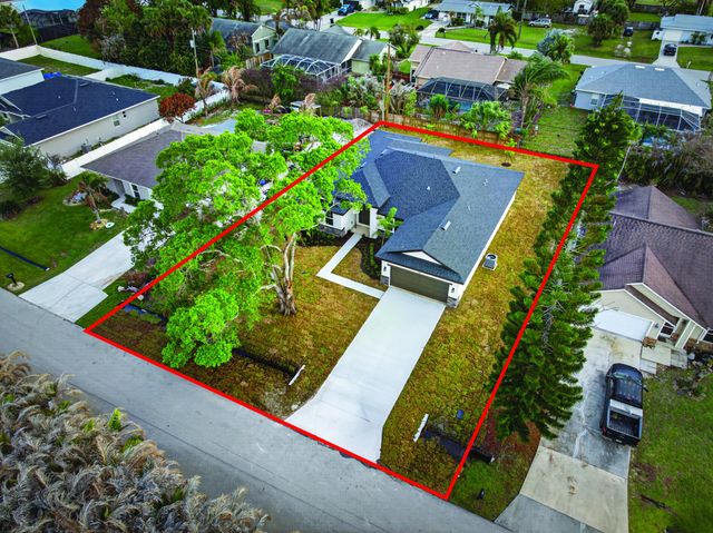 1116 SW London Lane, Port St. Lucie, Port St Lucie, FL 34953