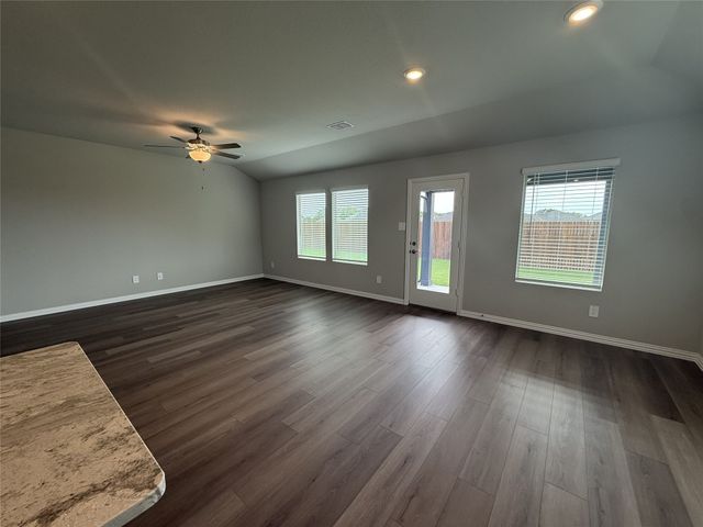3806 High Valley Drive, Princeton, TX 75071