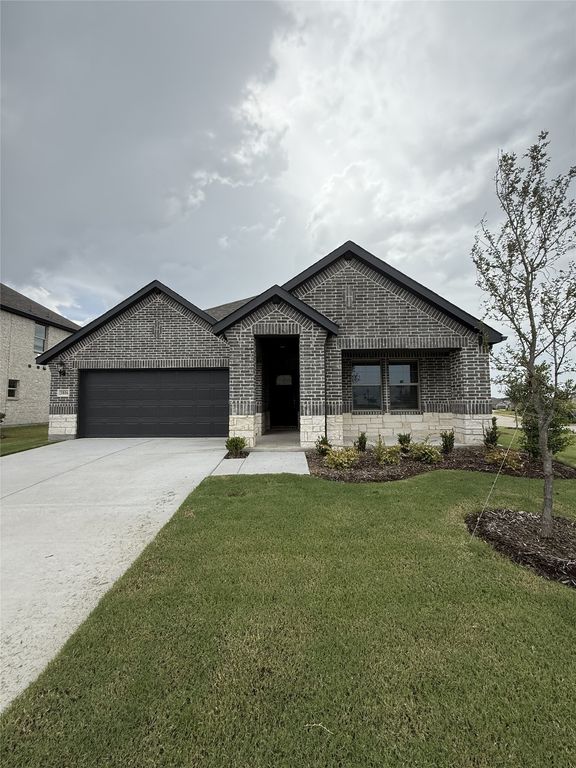 3806 High Valley Drive, Princeton, TX 75071