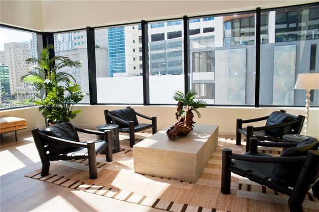 225 N Miami Ave 2508, Miami, FL 33128