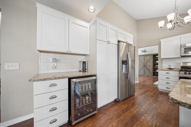 313 Chancery Lane, Mankato, MN 56001