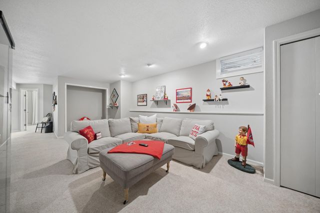 313 Chancery Lane, Mankato, MN 56001