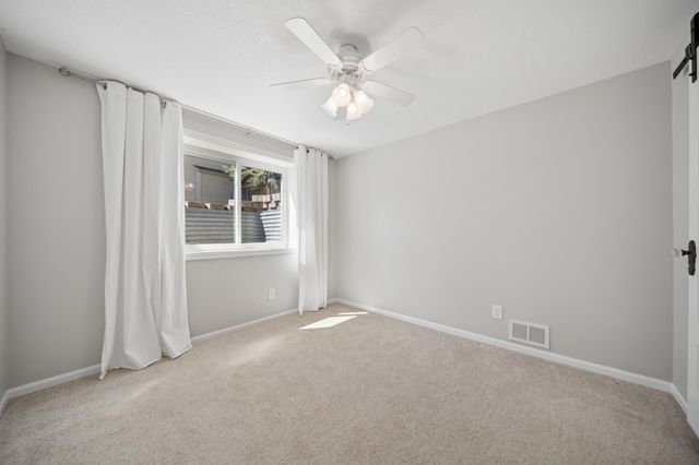 313 Chancery Lane, Mankato, MN 56001