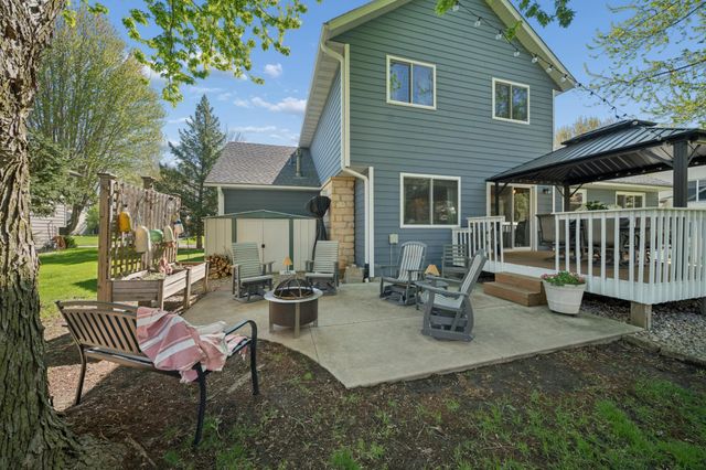 313 Chancery Lane, Mankato, MN 56001