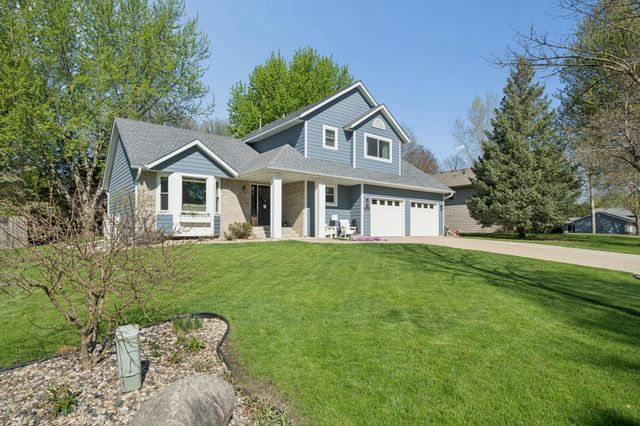 313 Chancery Lane, Mankato, MN 56001