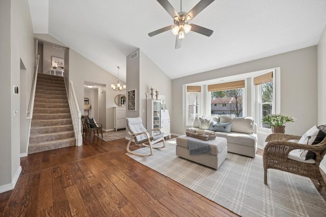 313 Chancery Lane, Mankato, MN 56001