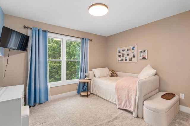 9310 Lakewood Circle, Norwalk, IA 50211