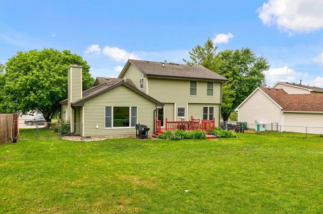 9310 Lakewood Circle, Norwalk, IA 50211