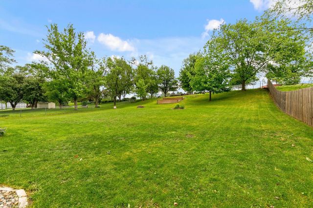 9310 Lakewood Circle, Norwalk, IA 50211