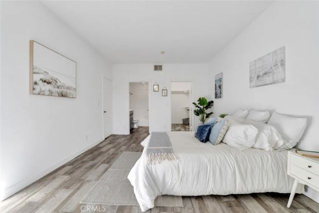 13331 Moorpark Street 206, Sherman Oaks, CA 91423