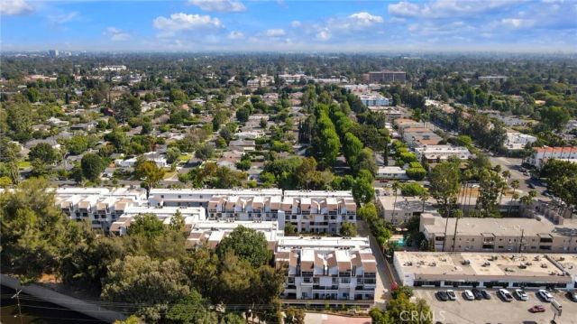 13331 Moorpark Street 206, Sherman Oaks, CA 91423