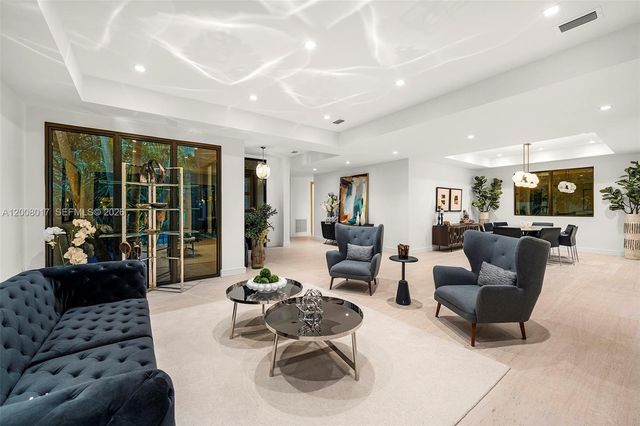 7291 SW 47th Ct, Miami, FL 33143