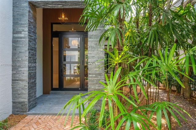 7291 SW 47th Ct, Miami, FL 33143