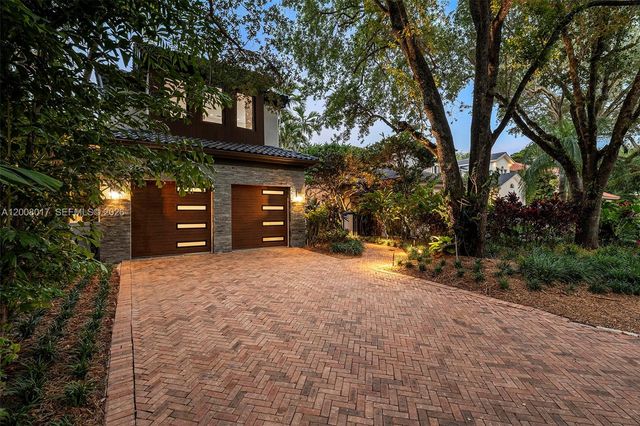 7291 SW 47th Ct, Miami, FL 33143