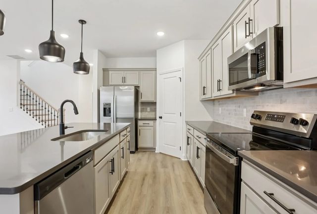 457 Stardust Drive, Lebanon, TN 37087