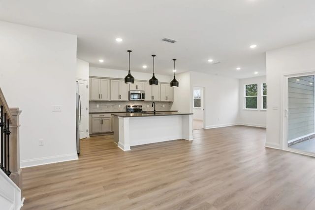 457 Stardust Drive, Lebanon, TN 37087