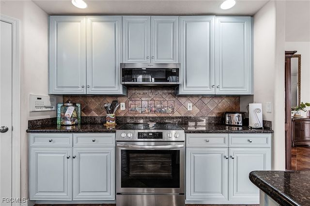 3611 NW 14th ST, Cape Coral, FL 33993