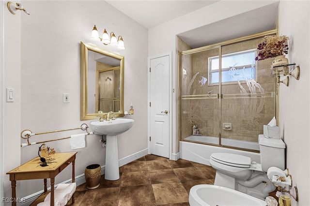 3611 NW 14th ST, Cape Coral, FL 33993