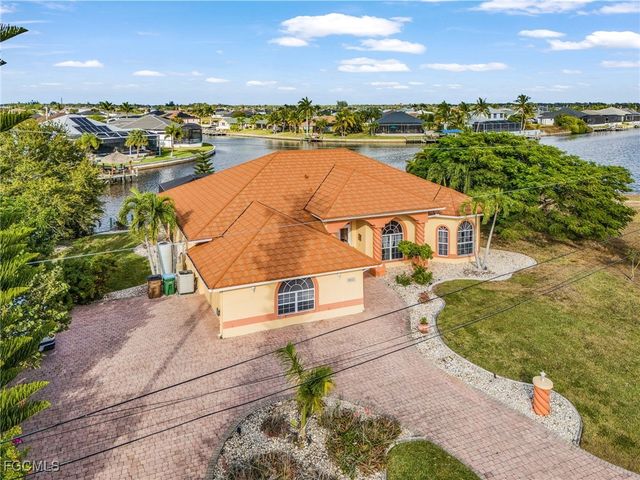 3611 NW 14th ST, Cape Coral, FL 33993