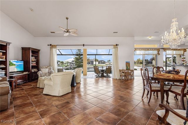 3611 NW 14th ST, Cape Coral, FL 33993