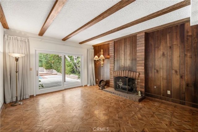 4011 Ellenita Avenue, Tarzana, CA 91356