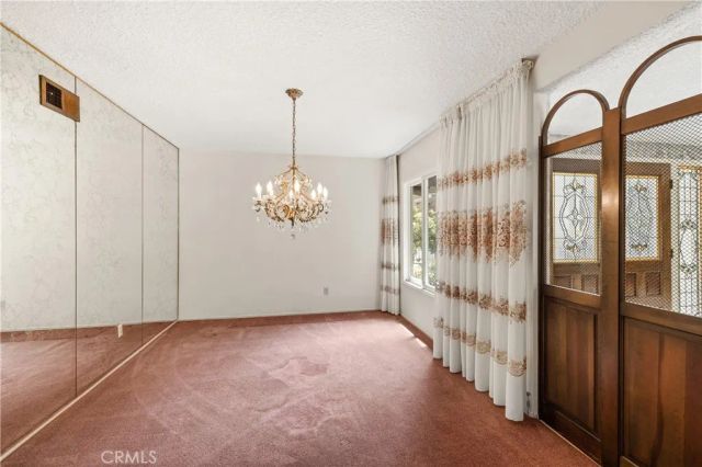 4011 Ellenita Avenue, Tarzana, CA 91356