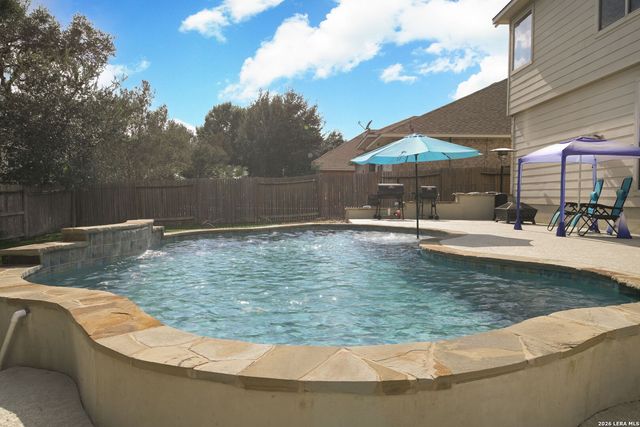 8918 Cordes, Helotes, TX 78023