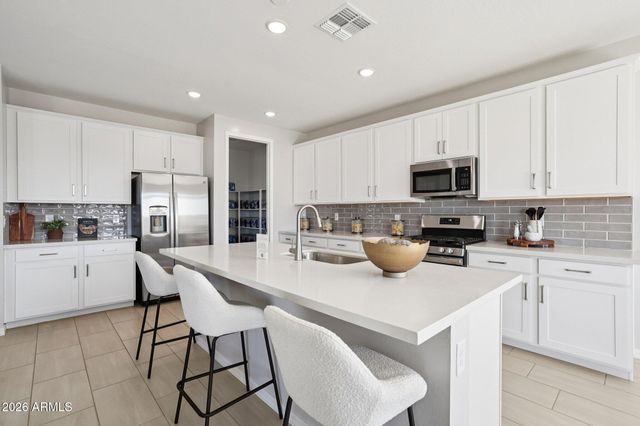 9414 S 56TH Lane, Laveen, AZ 85339