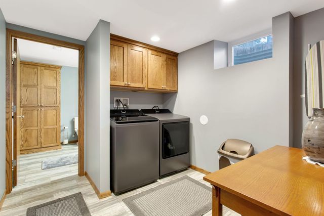 1126 E Division Street, River Falls, WI 54022
