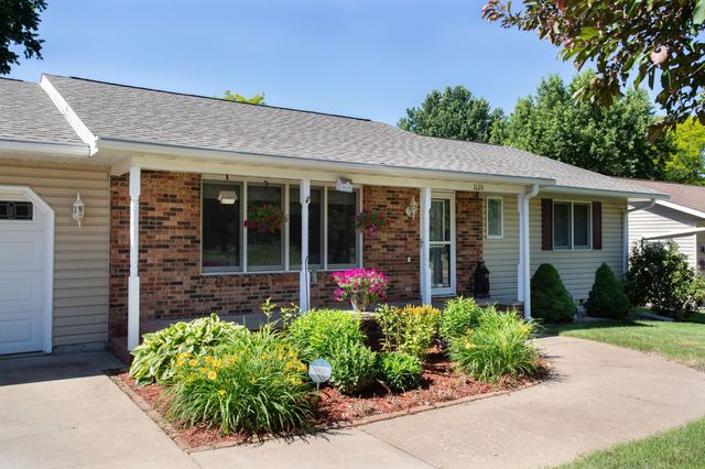 1126 E Division Street, River Falls, WI 54022